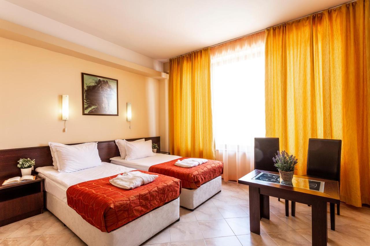 Spa Hotel Aspa Vila Banya  Extérieur photo