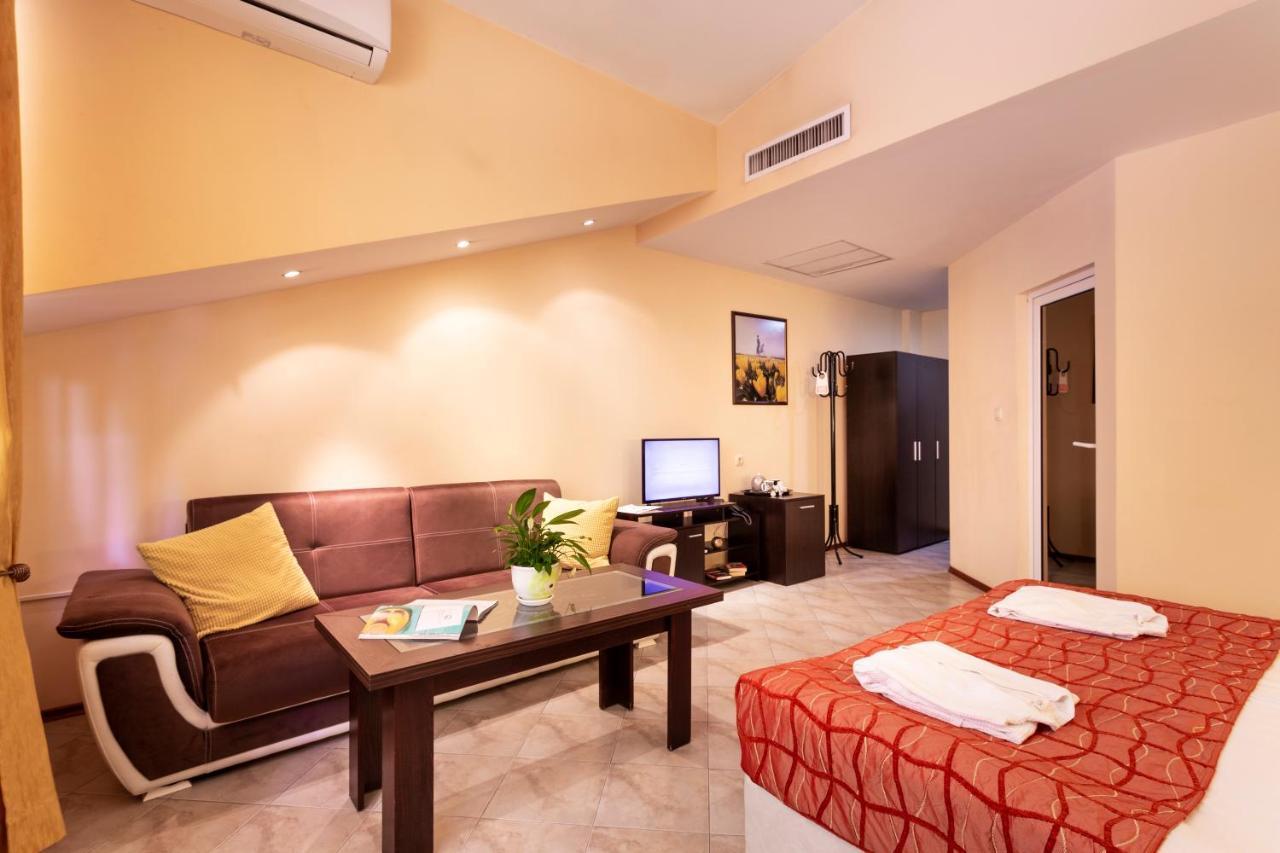 Spa Hotel Aspa Vila Banya  Extérieur photo