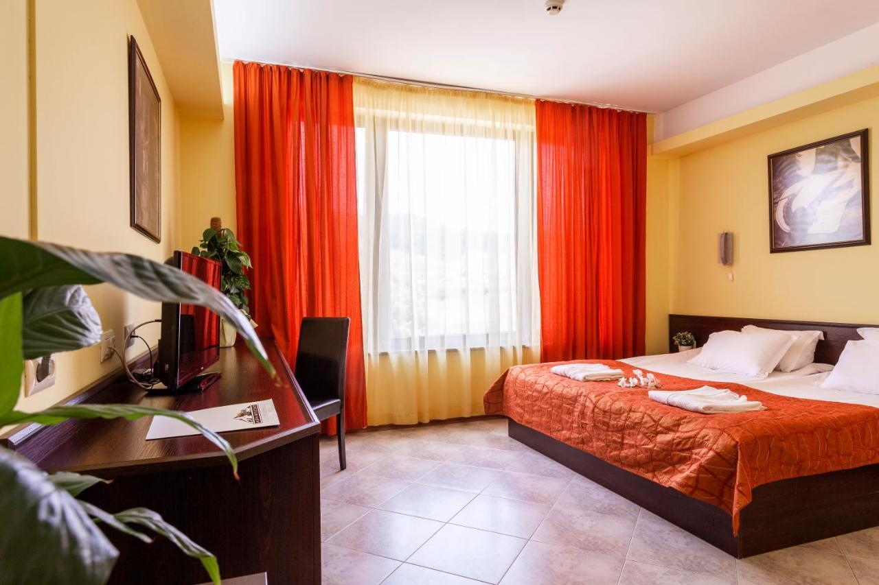 Spa Hotel Aspa Vila Banya  Extérieur photo