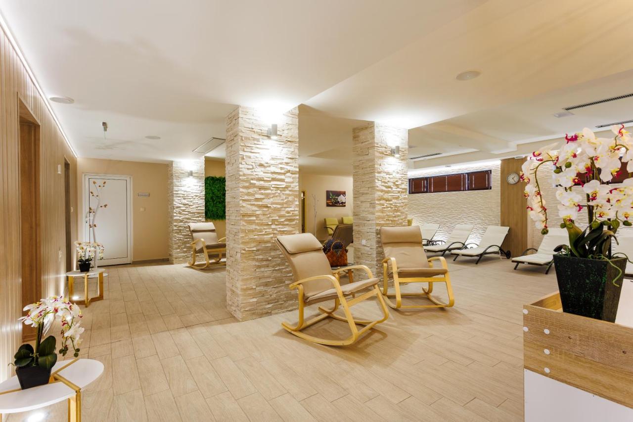 Spa Hotel Aspa Vila Banya  Extérieur photo