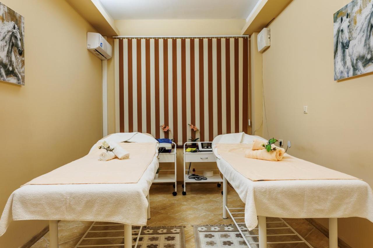 Spa Hotel Aspa Vila Banya  Extérieur photo